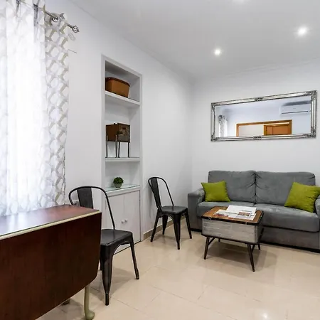 Ferienwohnung Holi-Rent Salado Sevilla Exterior foto