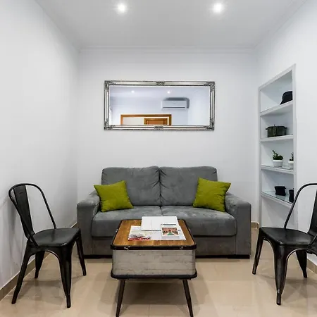 Ferienwohnung Holi-Rent Salado Sevilla Exterior foto